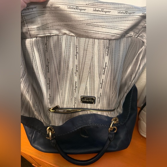 Salvatore Ferragamo Navy Gancini Braided Tote Bag VGUC - Picture 14 of 16